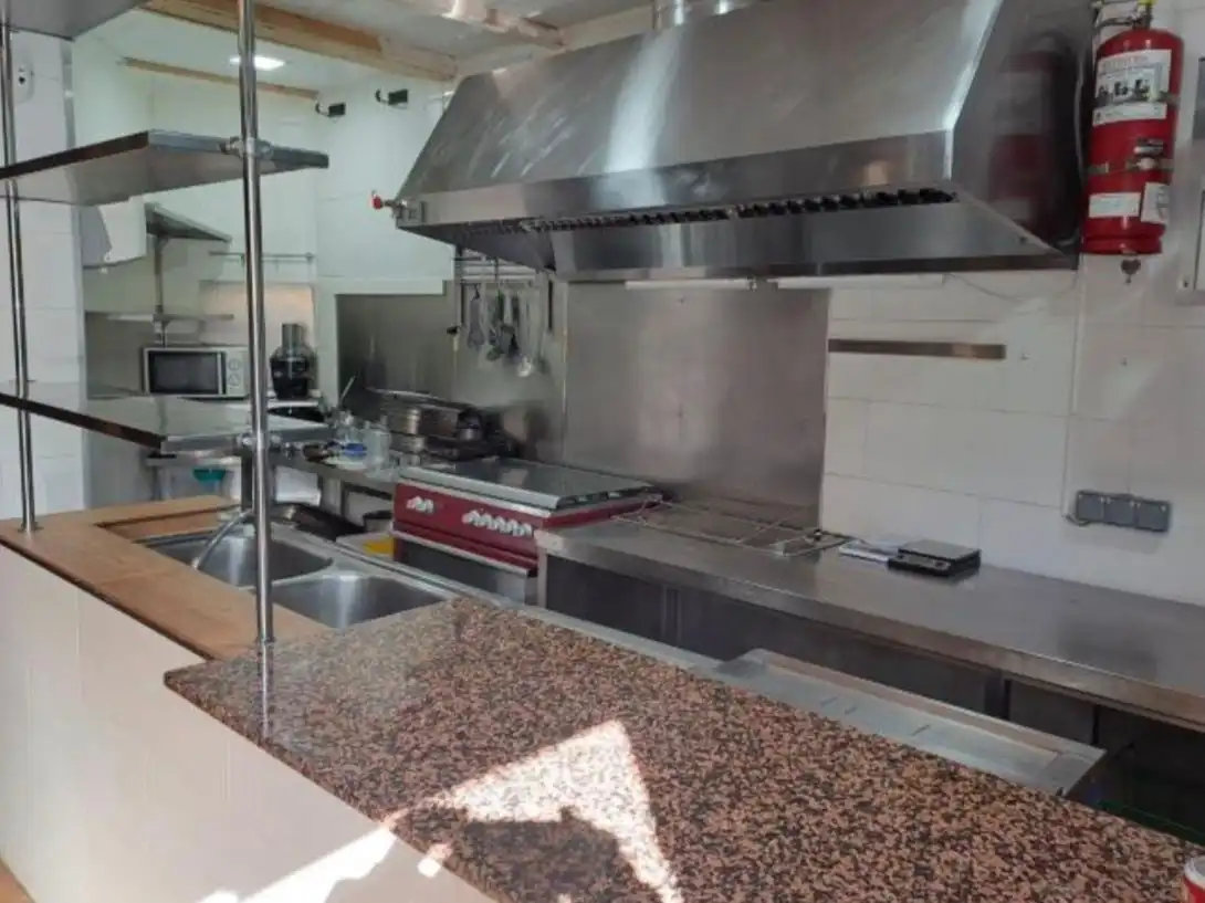 Local en traspaso en Camí Vell de Xirivella, 56, Juzgados