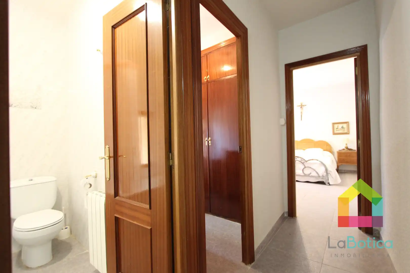 Detached homes for sale in San Martín de Montalbán  with Air Conditioner, Heating and Furnished