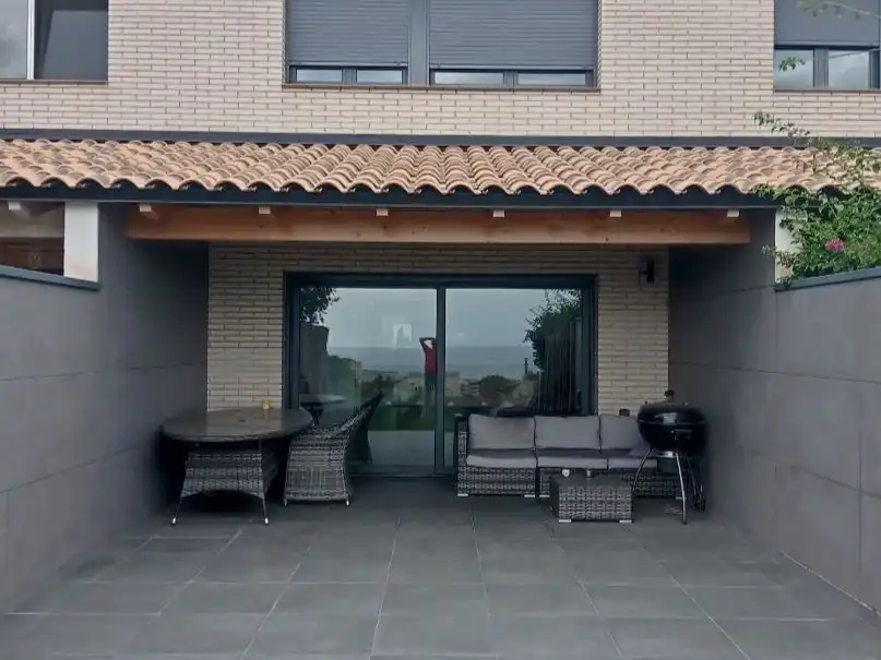 Casa con jardín en venta en Passeig de la Vilesa 90, imagen 2