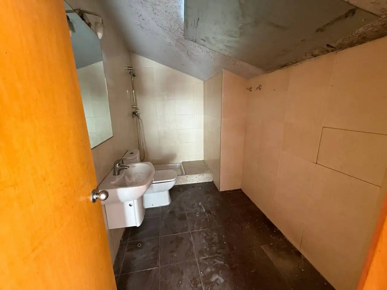 Flat for sale in Terrassa  with Air Conditioner, Parquet flooring and Terrace