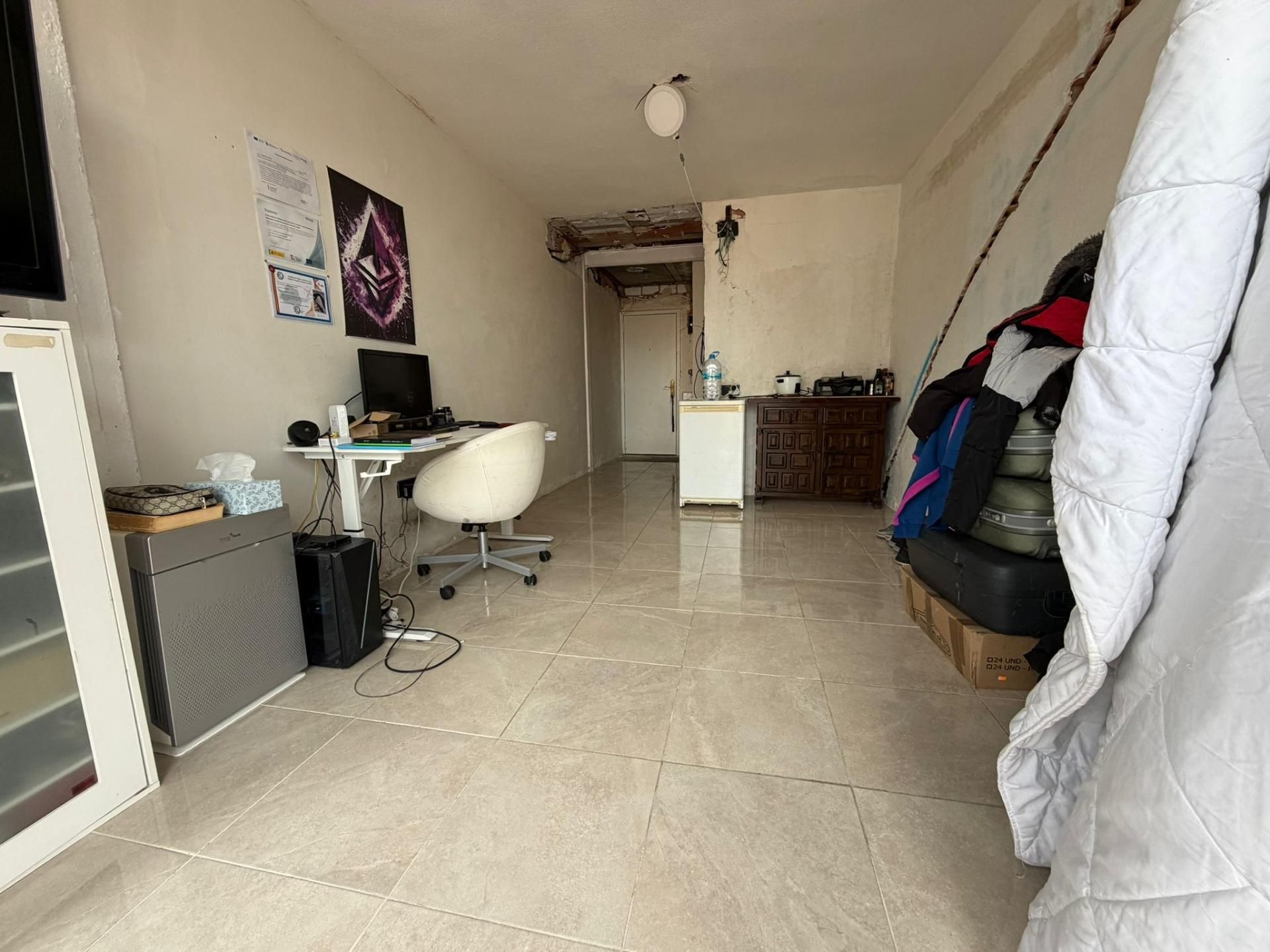 Study for sale in Benidorm  with Private garden, Terrace and Community pool