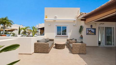 Foto 3 de Casa adosada en venta en Avenida Colibrí, 209, Palm - Mar, Arona