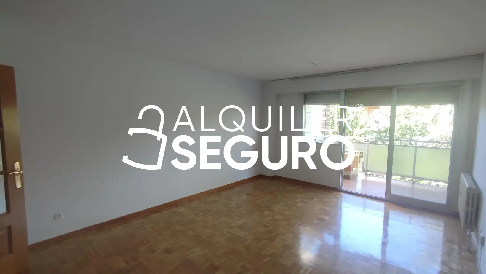 Bedroom of Flat for rent in Tres Cantos  with Heating