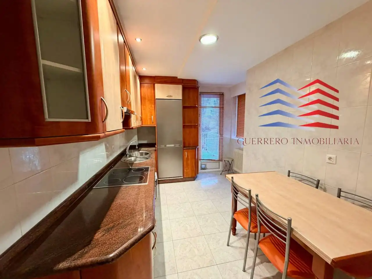 Kitchen of Flat for rent in Ourense Capital   with Heating, Parquet flooring and Storage room