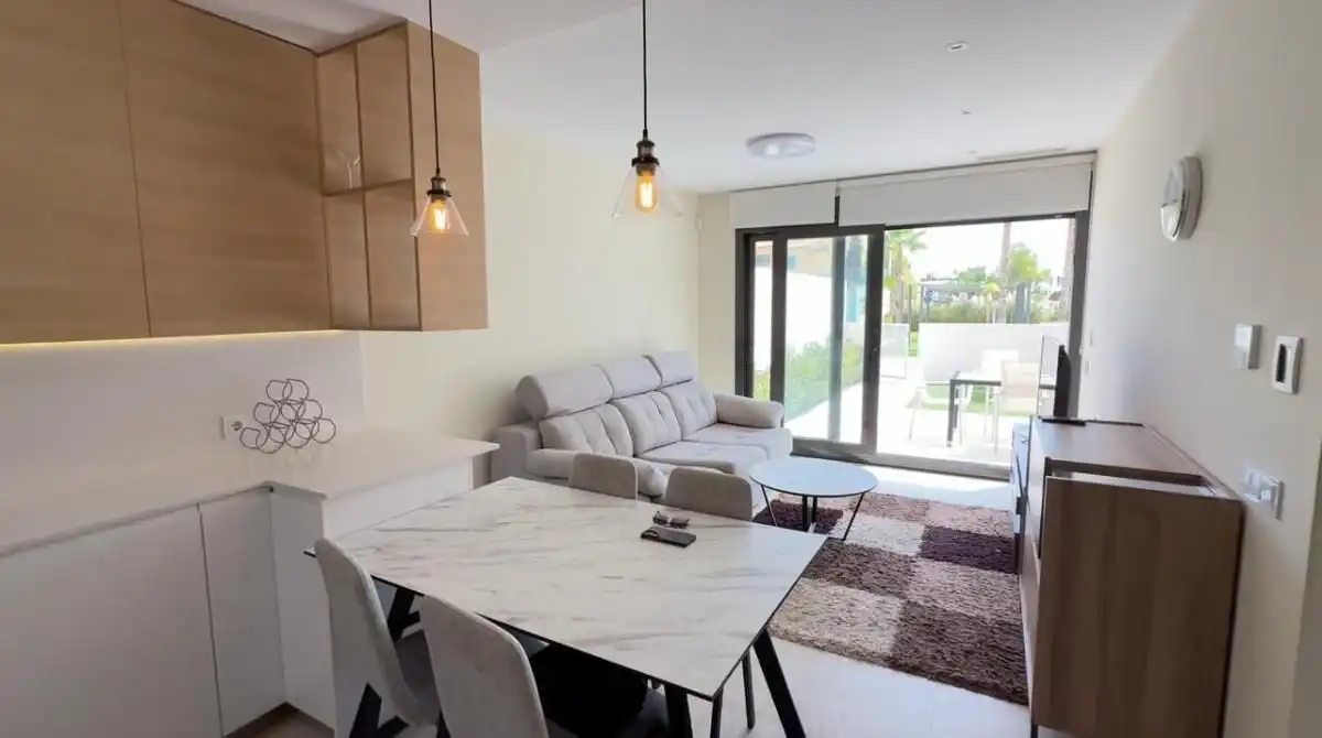 Sala de estar de Apartamento en venta en Golf Bahía