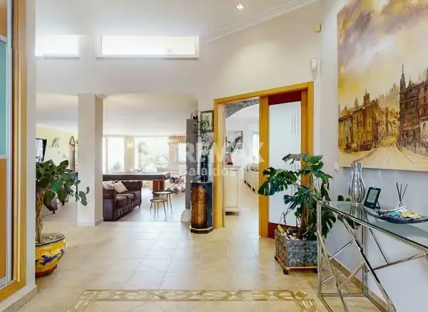 Casa o xalet en venda en A Cañiza   amb Calefacció, Jardí privat i Parquet