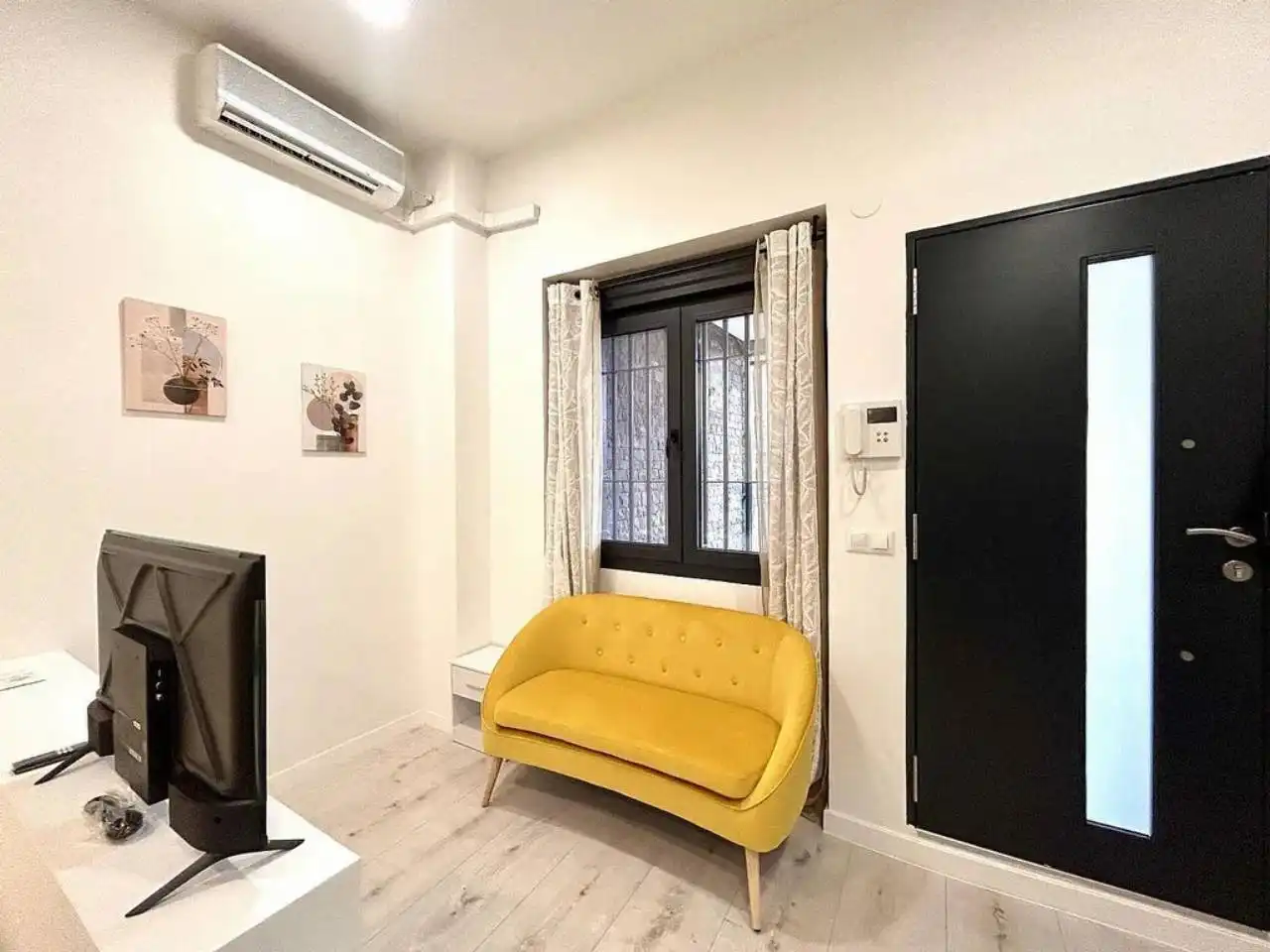 Schlafzimmer von Wohnung zum Verkauf in Barcelona mit Klimaanlage, Heizung und Parkett