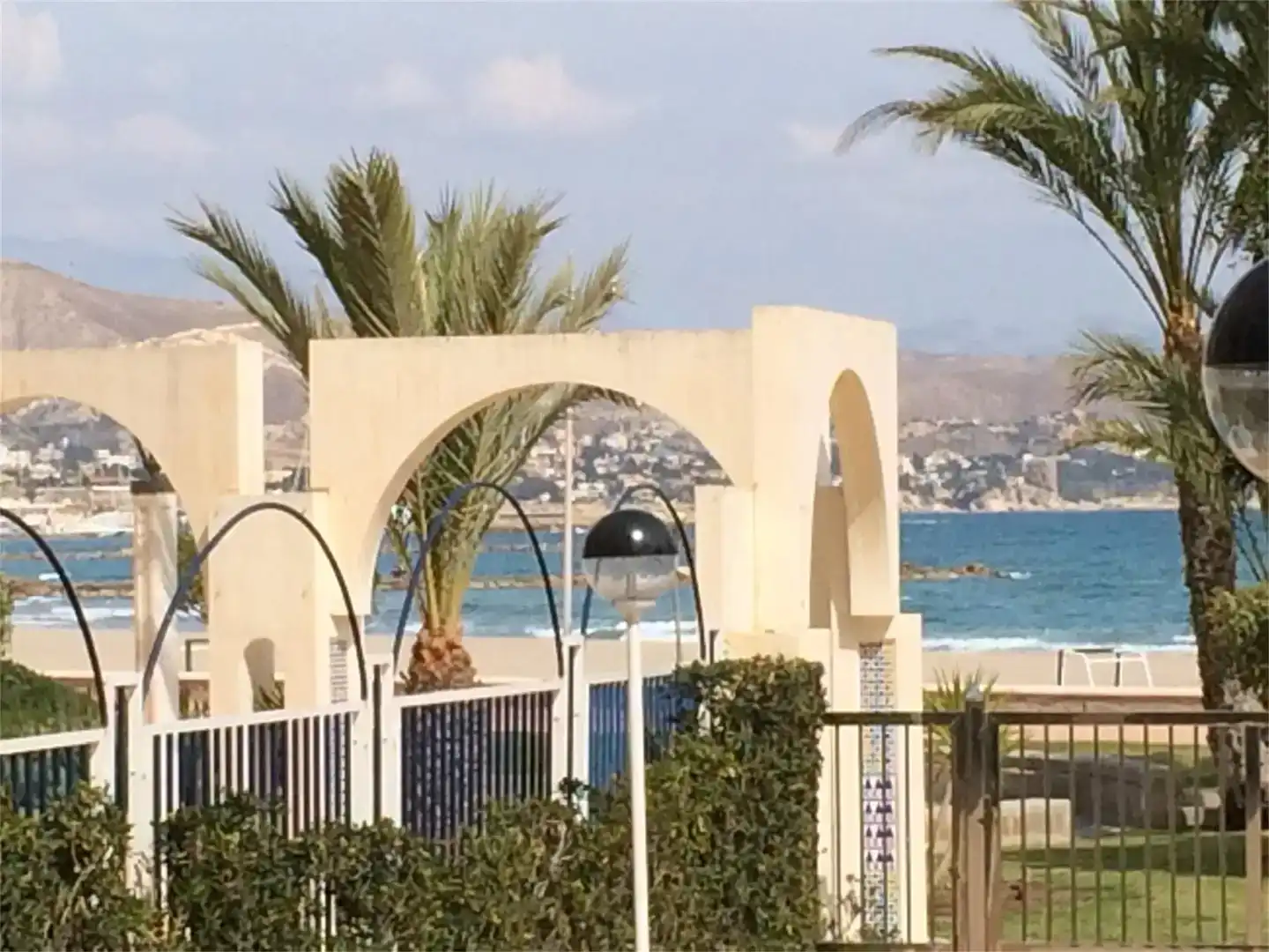 Vista exterior de Apartamento en venta en El Campello con Piscina