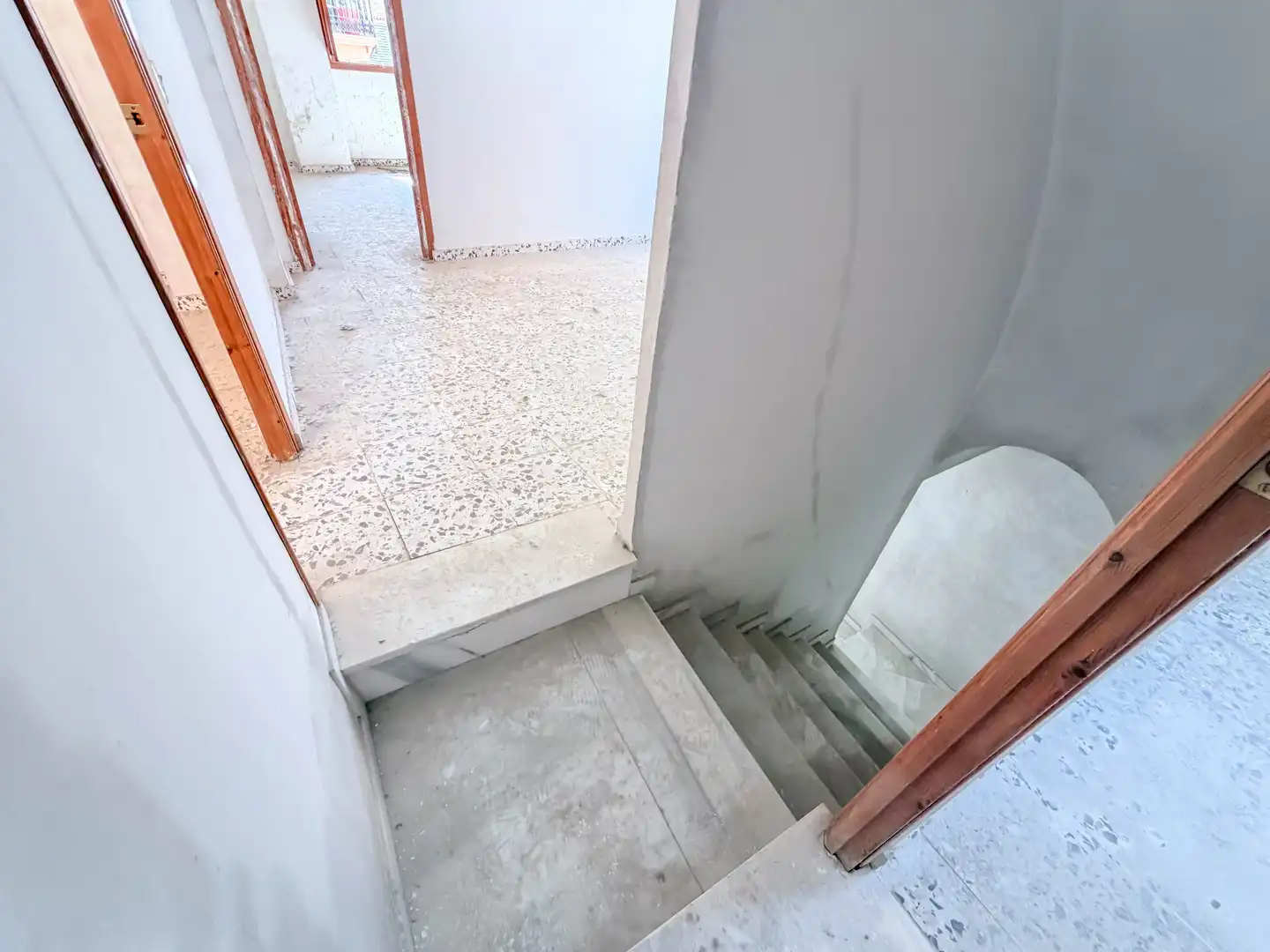 Country house zum Verkauf in Loja mit Balkon