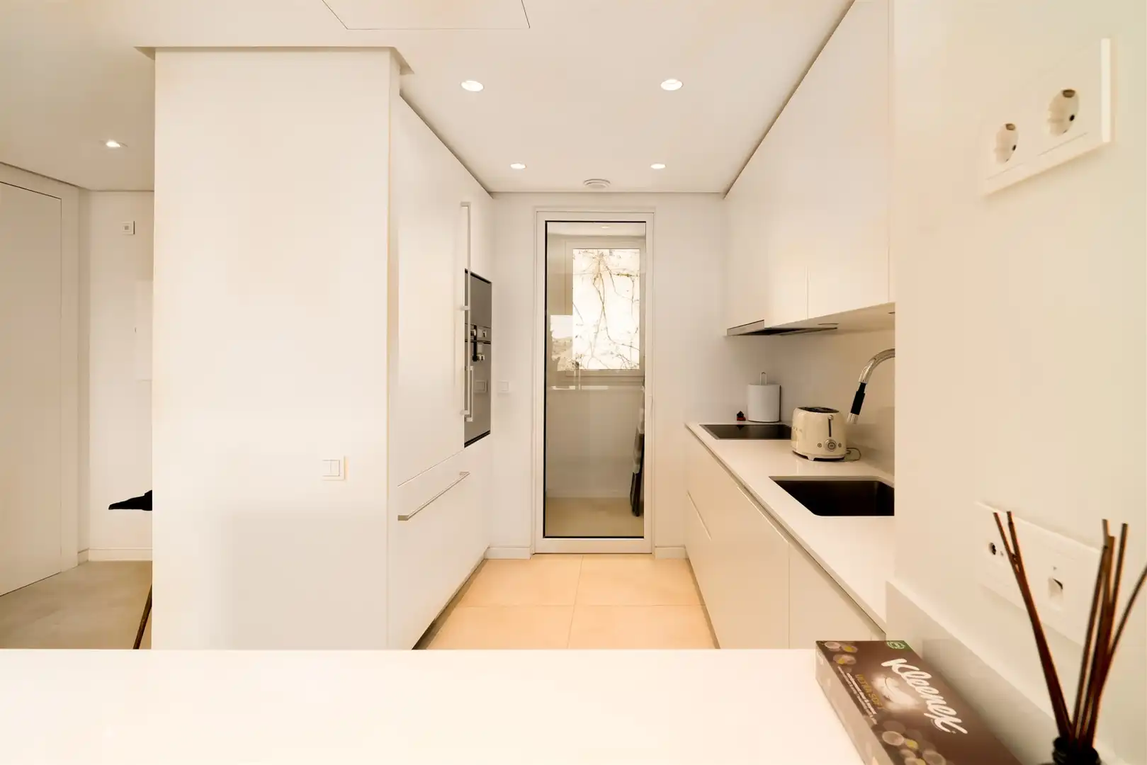 Cocina de Apartamento de alquiler en Ojén con Aire acondicionado, Calefacción y Terraza