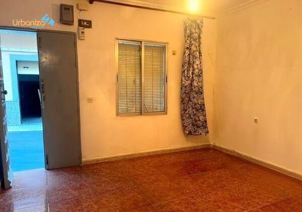 House or chalet for sale in Badajoz Capital  with Heating, Terrace and Storage room