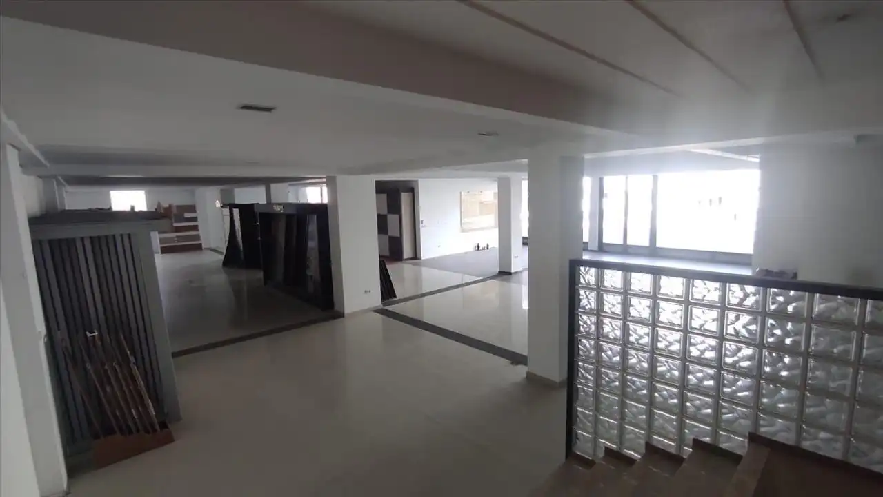 Local comercial en venda a Avenida de Fernando de Castro, imagen 7