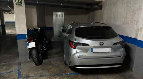 Photo 2 of Garage to rent in Carrer de Alfareria, 4