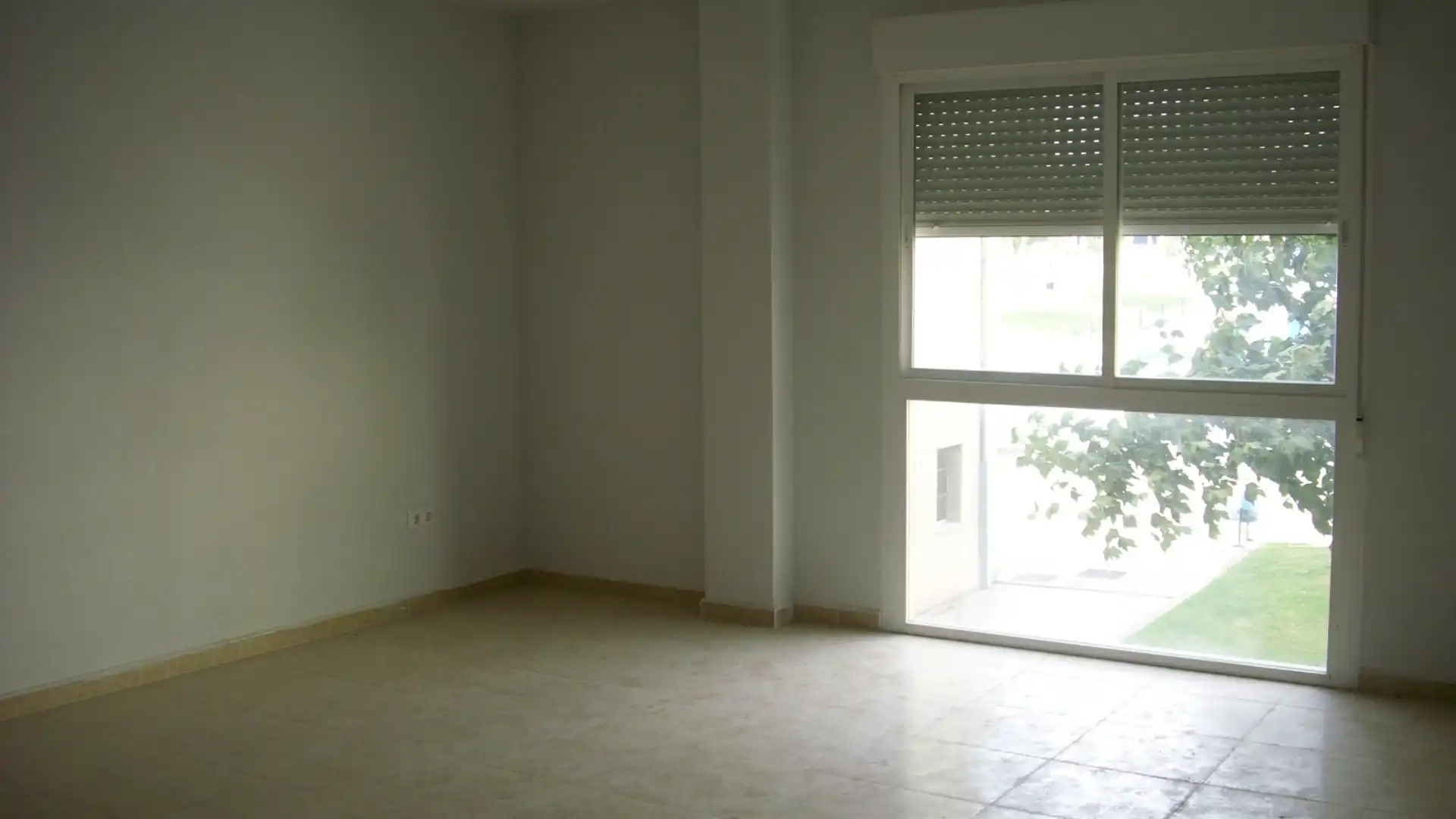 Flat for sale in Plasencia  with Terrace and Storage room
