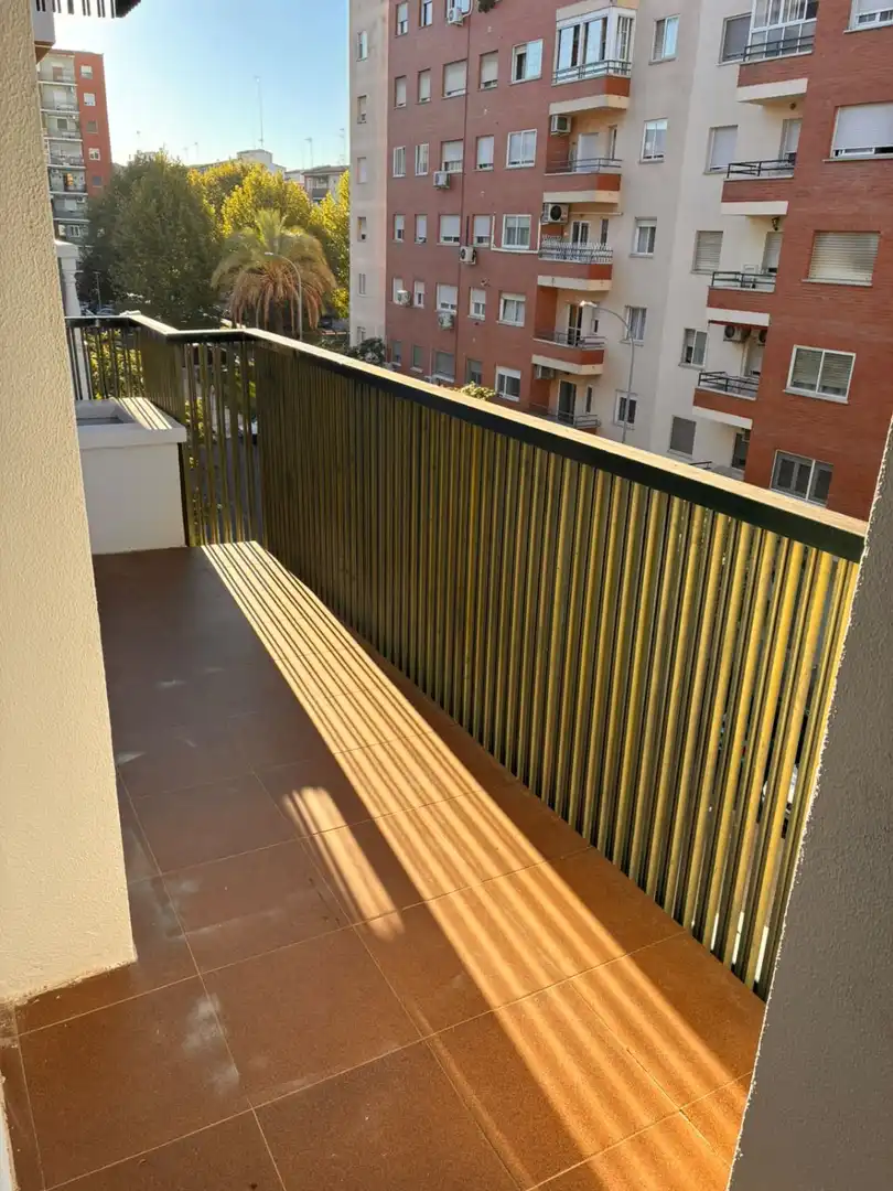 Piso con terraza en alquiler en Maria Auxiliadora - Barriada de Llera, imagen 22