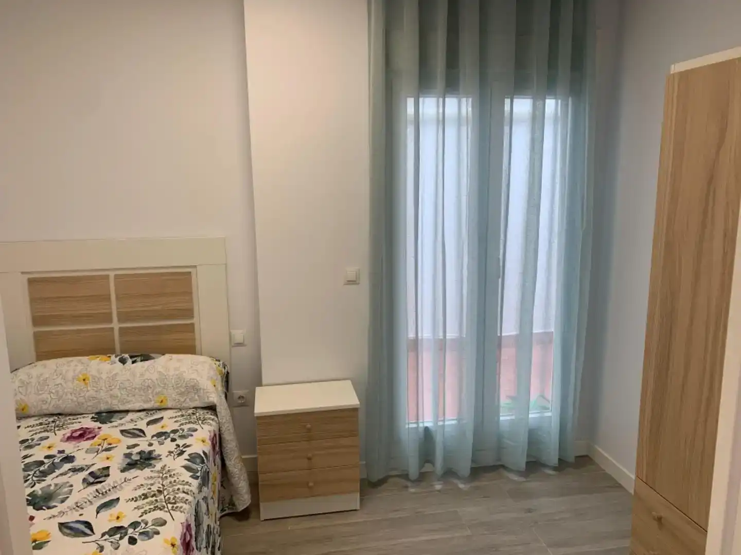 Bedroom of Flat for rent in Guadalupe  with Air Conditioner, Furnished and Oven