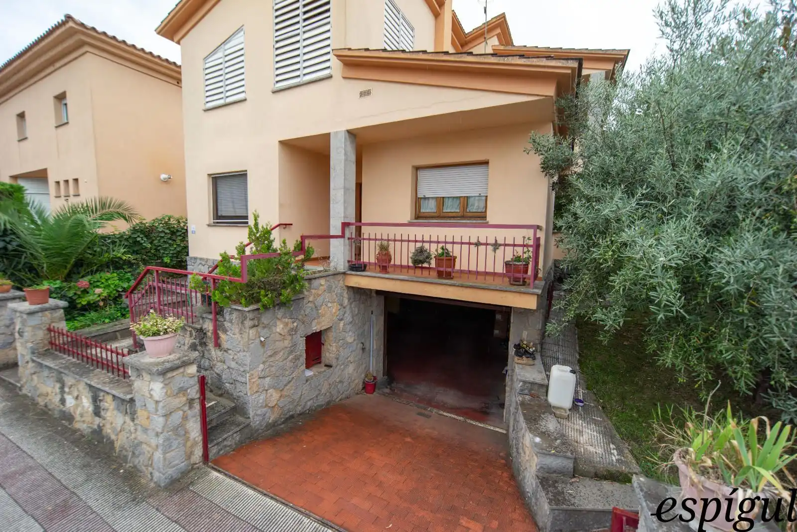 Vista exterior de Casa o chalet en venta en Girona con Aire acondicionado, Calefacción y Terraza