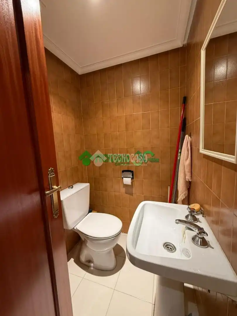 Bany de Pis en venda en Tarancón amb Aire condicionat, Calefacció i Terrassa