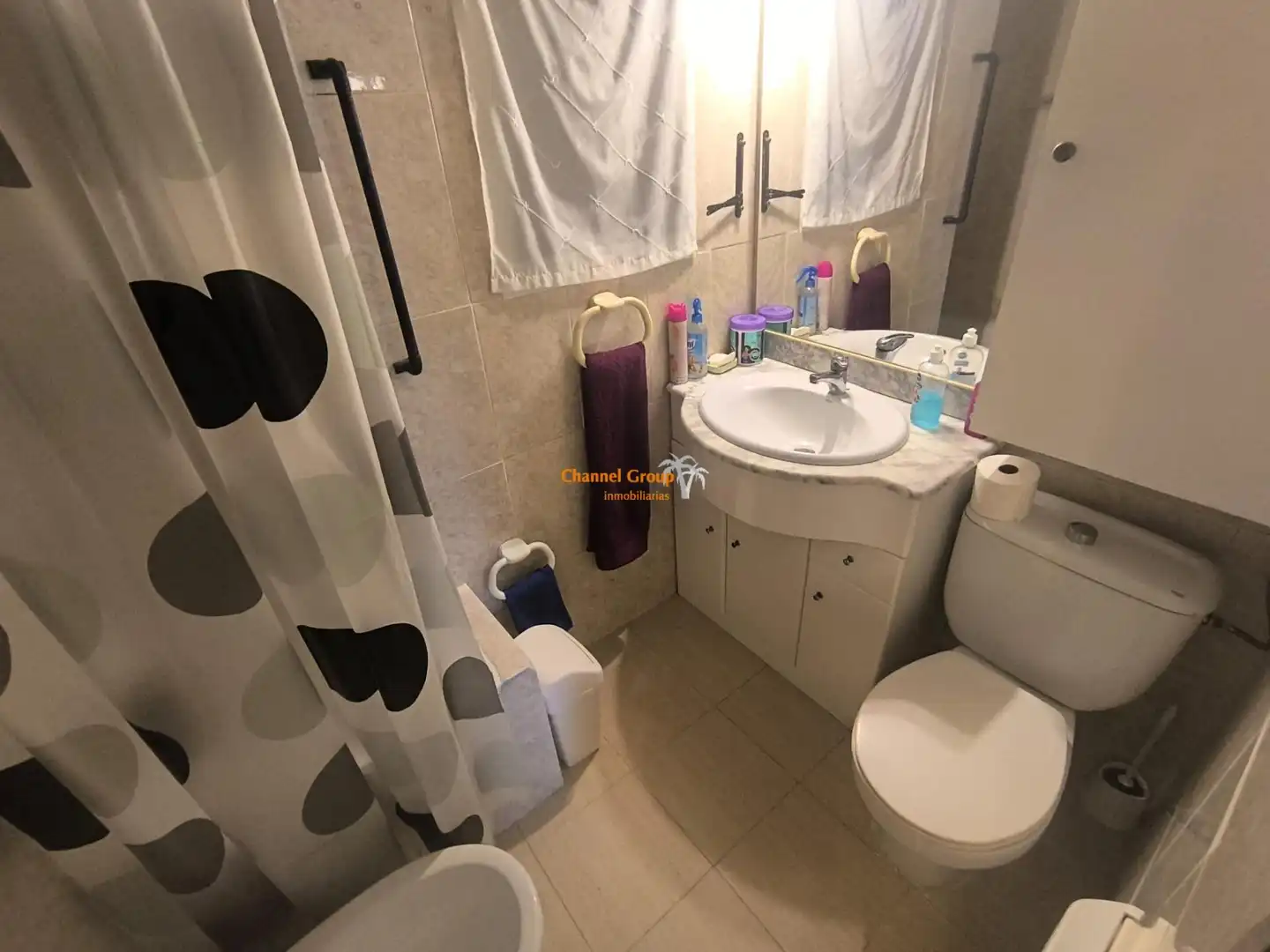 Baño de Apartamento de alquiler en Elche / Elx con Aire acondicionado, Amueblado y Balcón