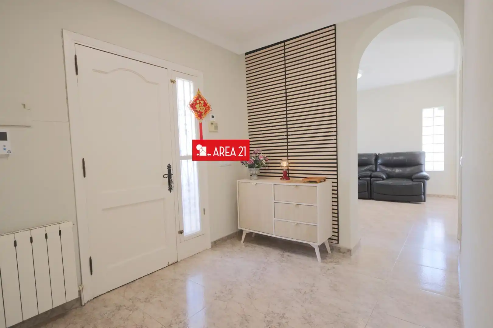 Houses for sale in La Pobla de Vallbona  with Heating, Terrace and Storage room