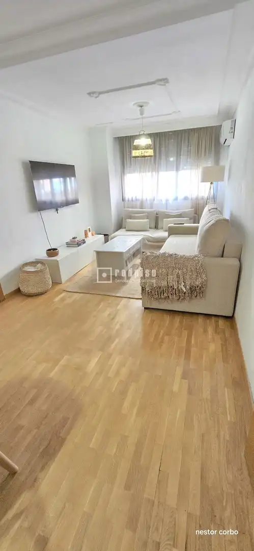 Sala d'estar de Pis en venda en Torrejón de Ardoz amb Aire condicionat, Calefacció i Jardí privat