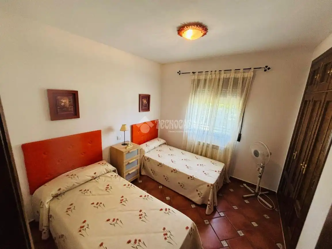 Schlafzimmer von Haus oder Chalet zum Verkauf in Escalona mit Klimaanlage und Heizung