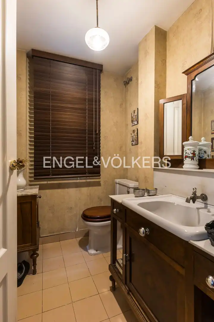 Baño de Casa o chalet en venta en Madrid con Aire acondicionado, Calefacción y Jardín privado