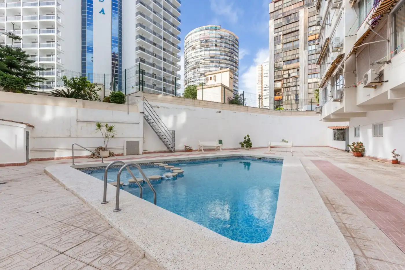 Piscina de Estudi en venda en Benidorm amb Aire condicionat, Terrassa i Piscina