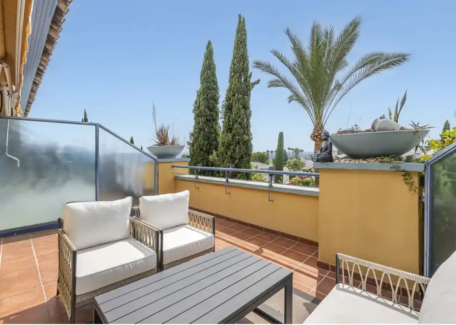 Wohnung mit Terrasse zum Verkauf in Río Real - Los Monteros, imagen 3