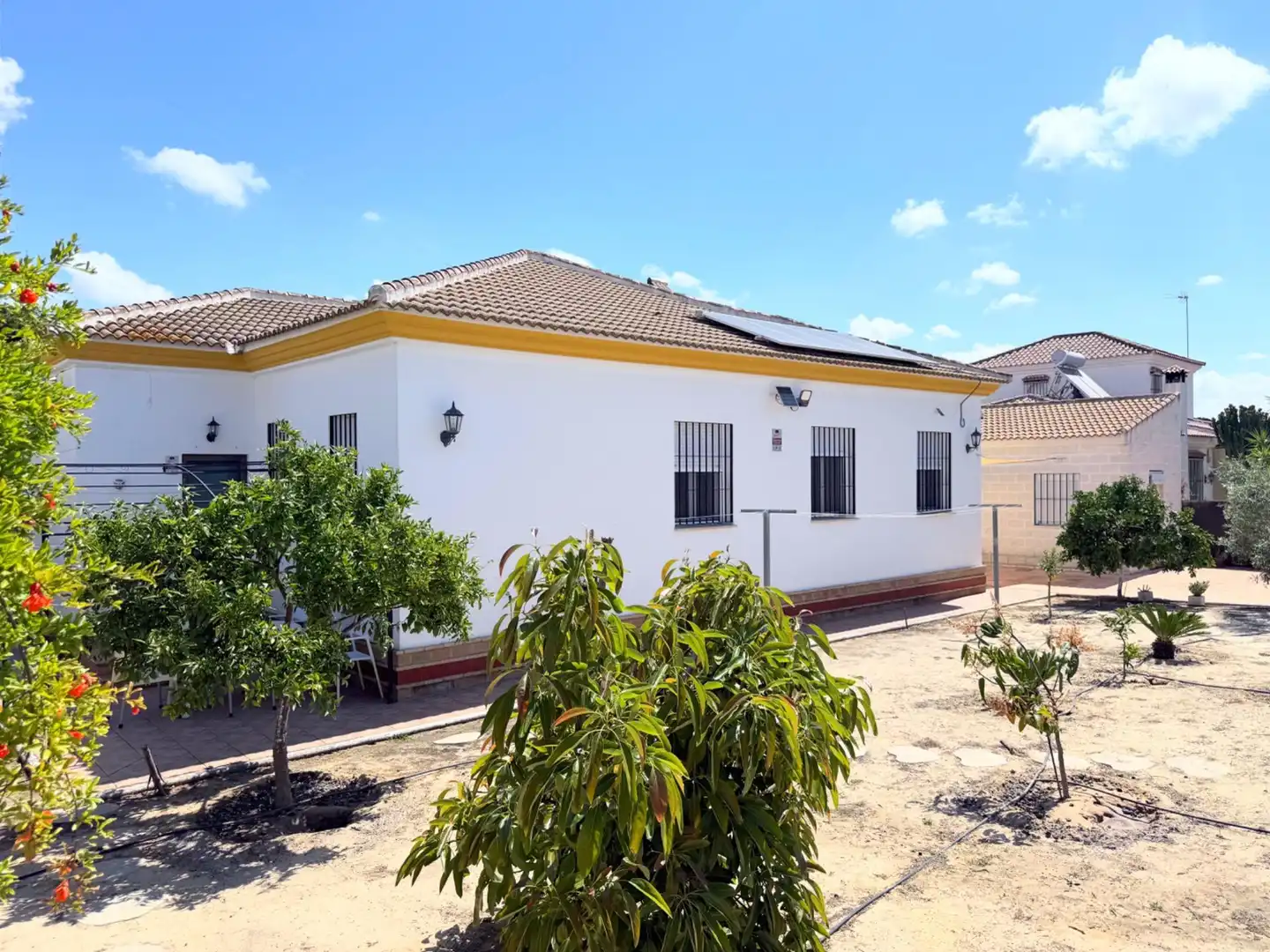Exterior view of Houses for sale in Hinojos  with Air Conditioner, Heating and Private garden