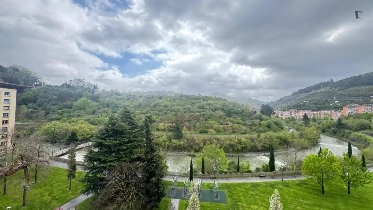 Jardín de Apartamento para compartir en Bilbao  con Amueblado, Horno y Lavadora