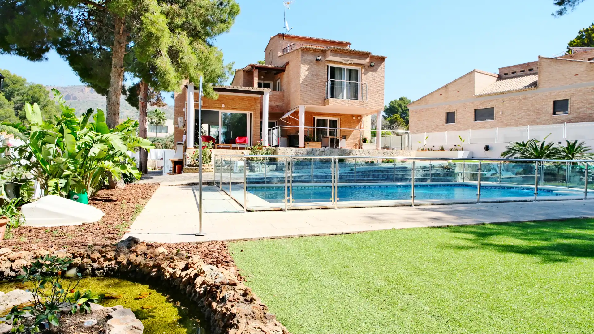 Chalet con terraza en venta en Alfinach - Los Monasterios, imagen 4