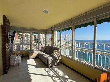 Appartement compact avec ascenseur à vendre à Playa de Levante