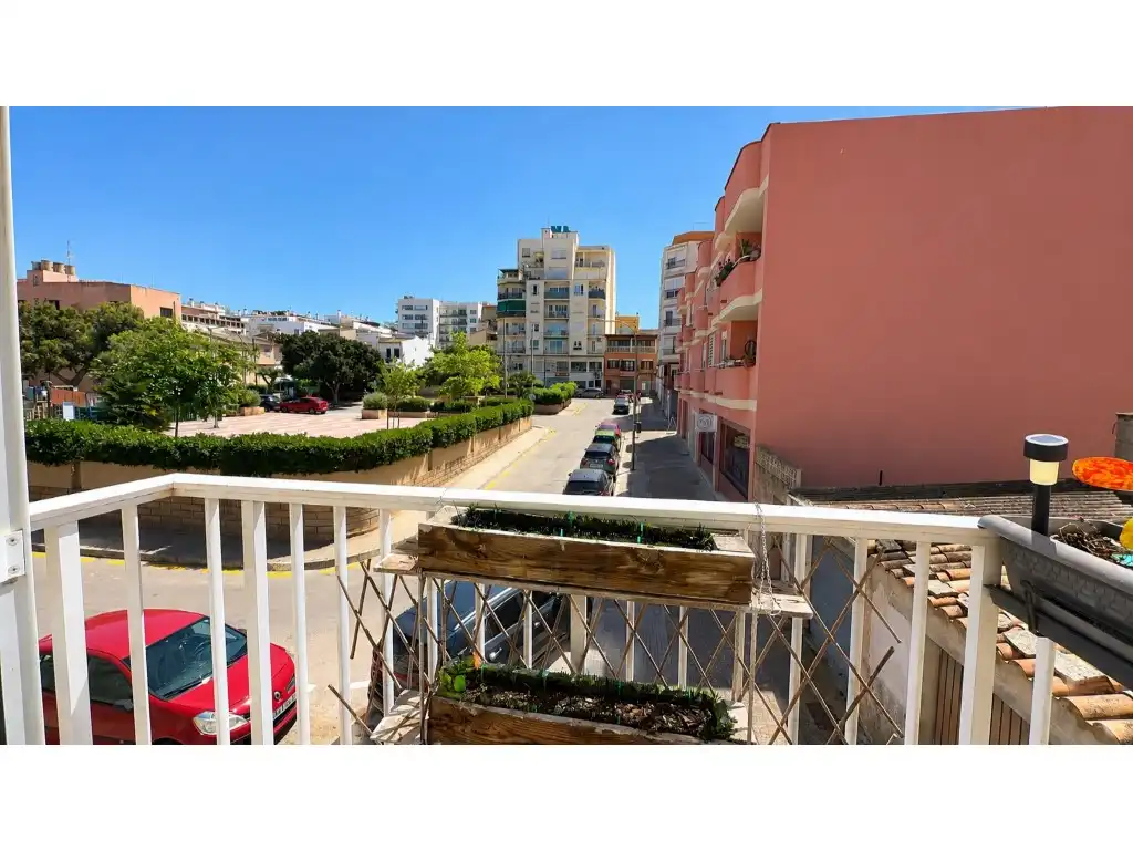 Außenansicht von Wohnung zum Verkauf in  Palma de Mallorca mit Balkon