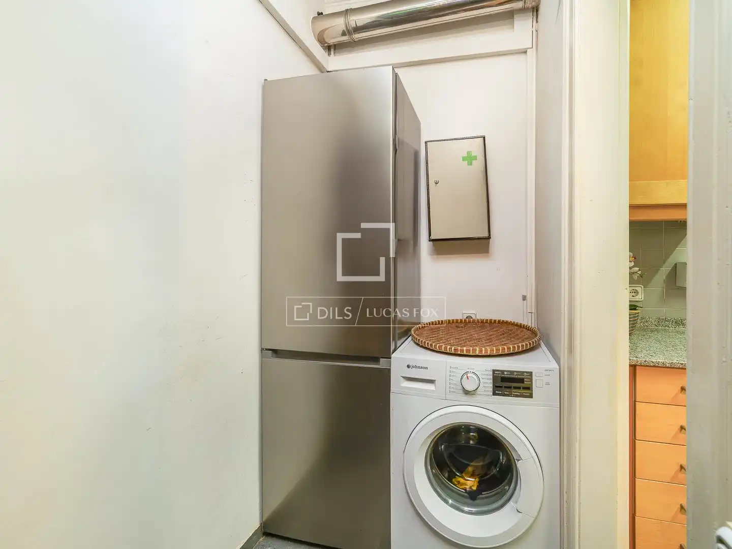 Küche von Wohnung zum Verkauf in Barcelona mit Heizung und Balkon