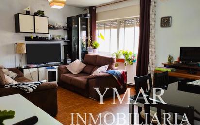 Living room of Flat for sale in  Madrid Capital  with Heating