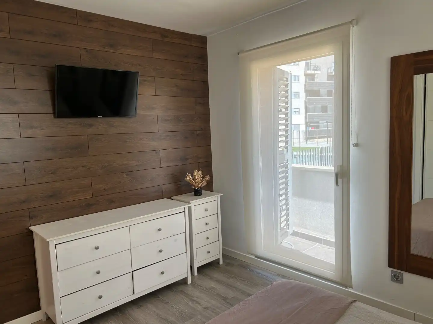 Habitación de Piso de alquiler en Alhendín con Aire acondicionado, Calefacción y Jardín privado