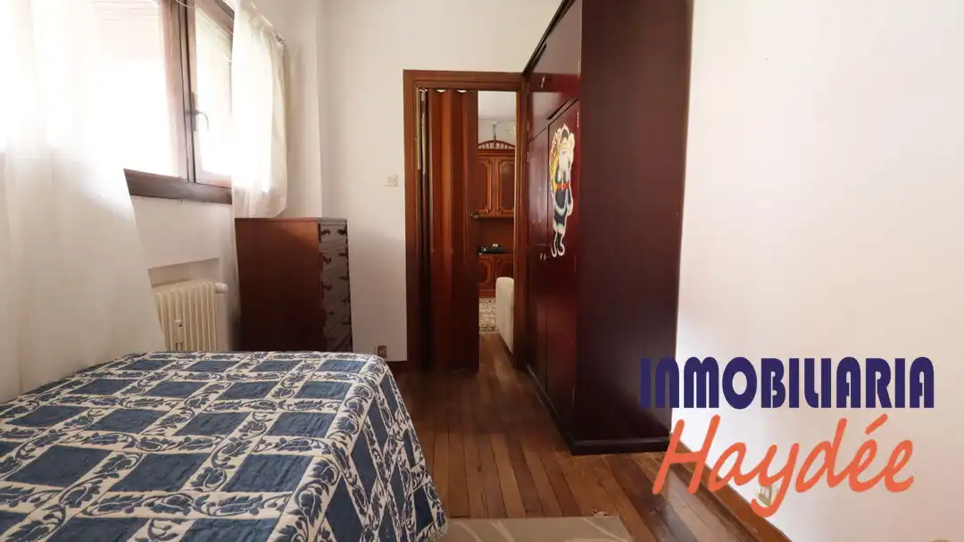 Bedroom of Flat for sale in Getxo   with Heating, Private garden and Storage room
