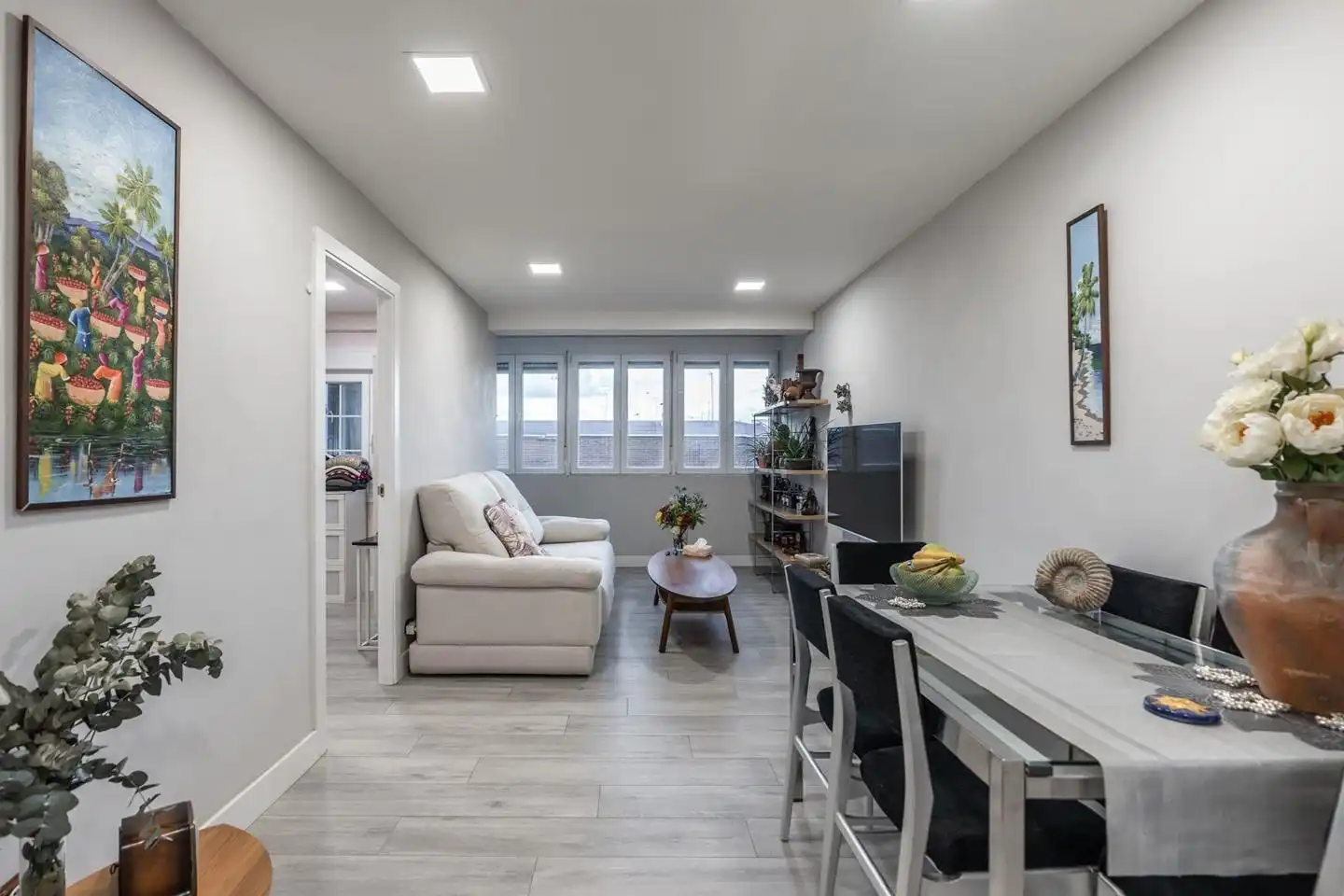 Living room of Flat for rent in Madrid  with Air Conditioner, Terrace and Furnished