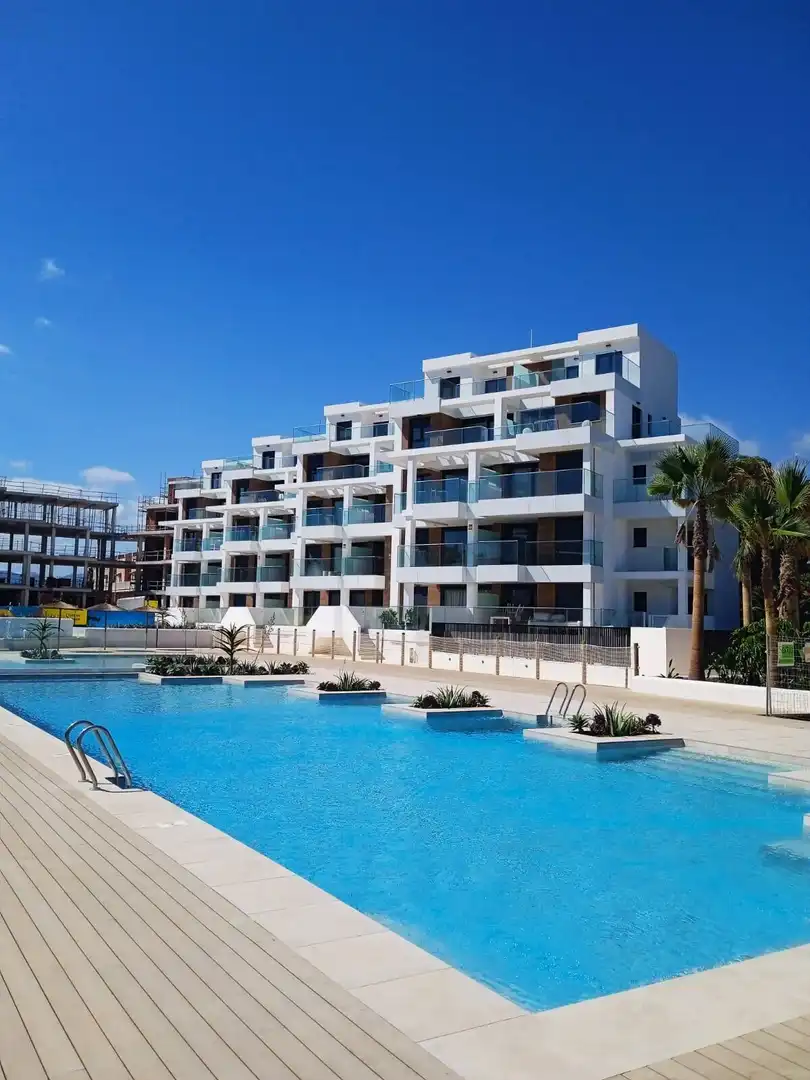 Apartament amb terrassa en venda a Las Marinas / Les Marines, imagen 2