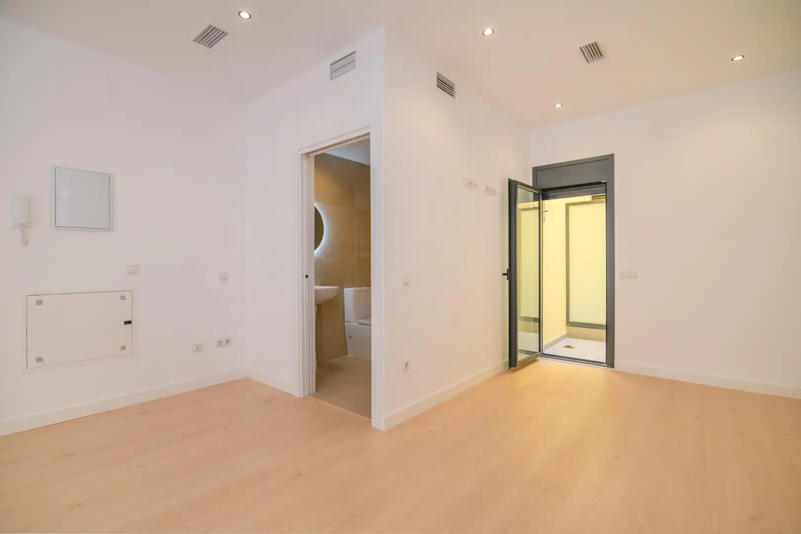 Flat with lift for sale in Carrer Victòria 95, imagen 11