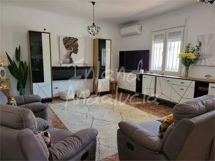 Sala d'estar de Casa o xalet en venda en Humilladero amb Aire condicionat i Piscina