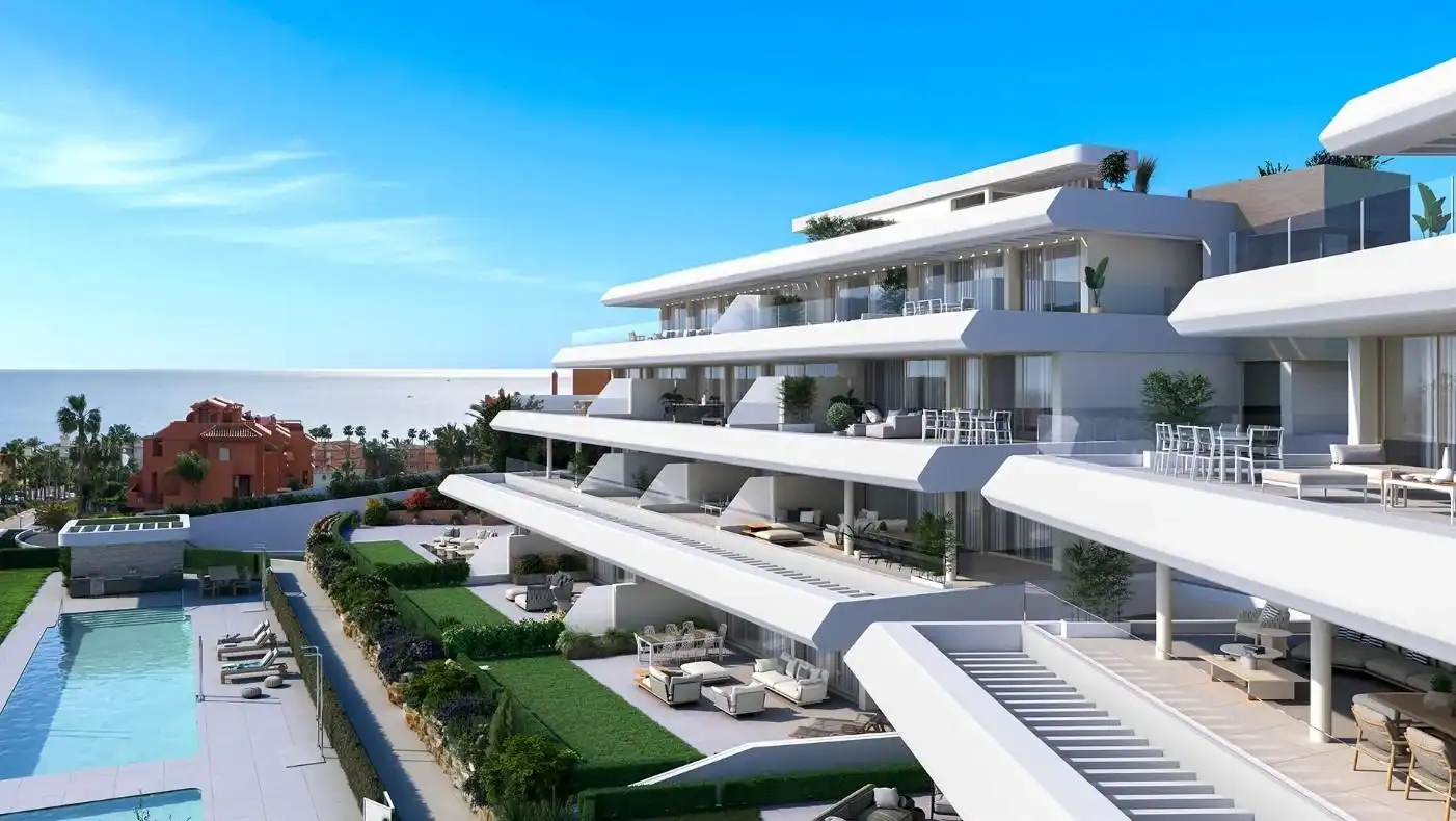Vista exterior de Apartamento en venta en Estepona con Aire acondicionado, Jardín privado y Terraza
