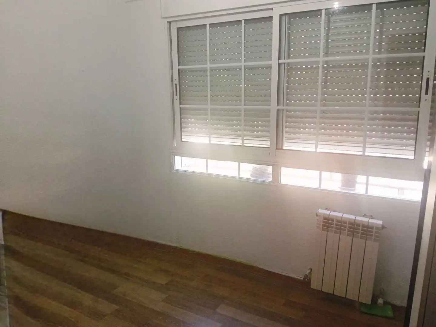 Habitación de Piso en venta en Zaragoza con Calefacción