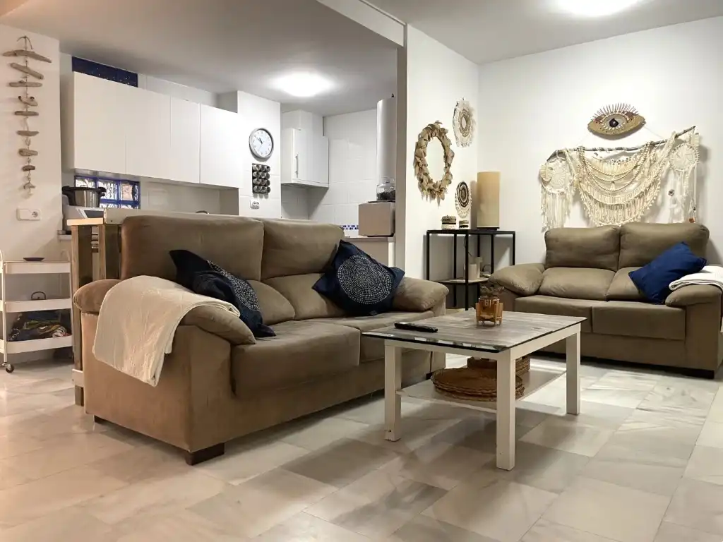 Sala d'estar de Apartament en venda en Garrucha amb Aire condicionat i Piscina comunitària