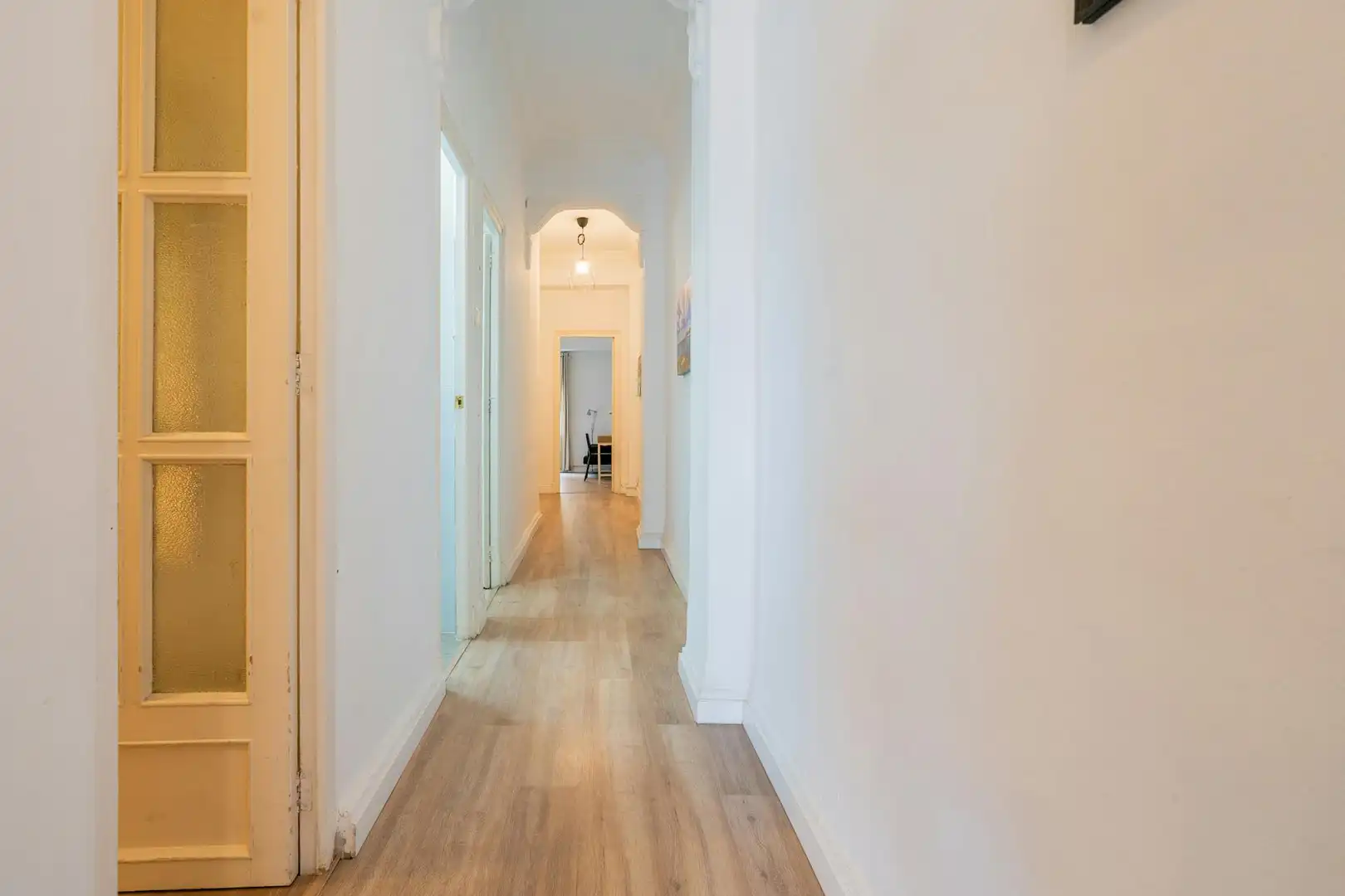 Wohnung zur untervermieten in Valencia mit Waschmaschine und Fernseher