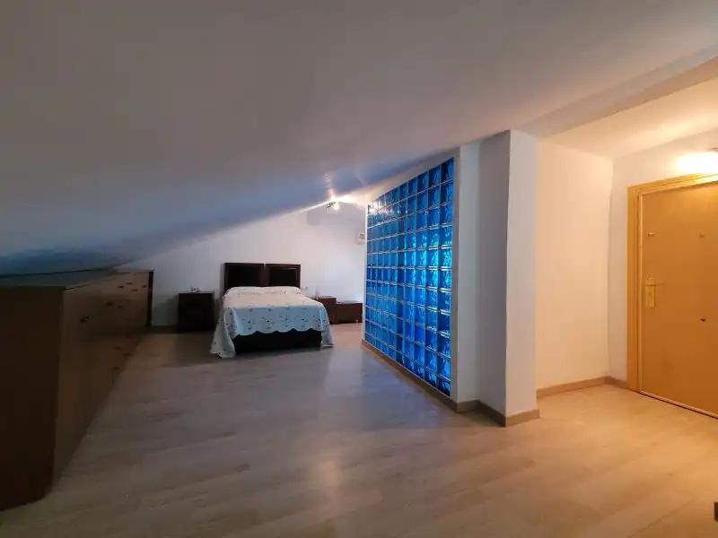 Maisonette zum Verkauf in Calle Enrique de Egas, 12, Suárez