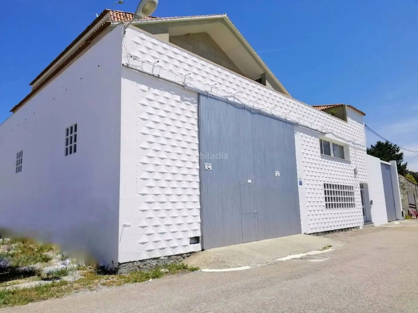 Industrial building to rent in Rúa Porto Meloxo 135