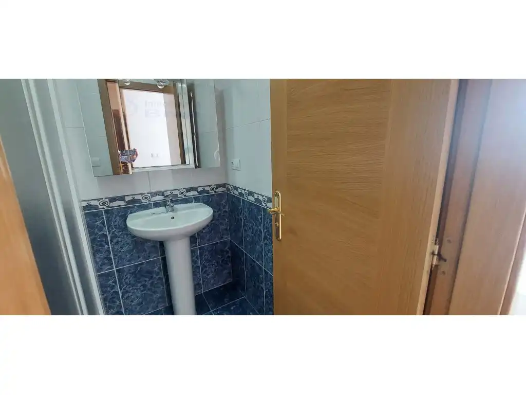 Bathroom of Flat for sale in Lalín