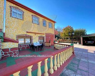 Building for sale in Candelario